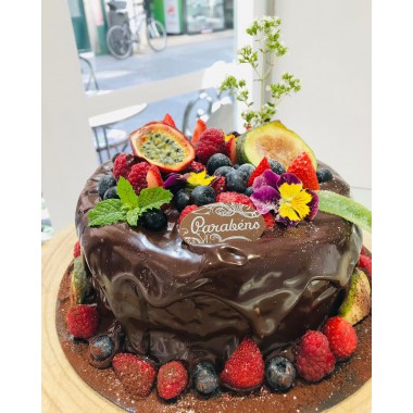 Bolo chocolate c/ frutos...